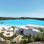 アパート Alcazaba Lagoon Luxury Retreat エステポナ